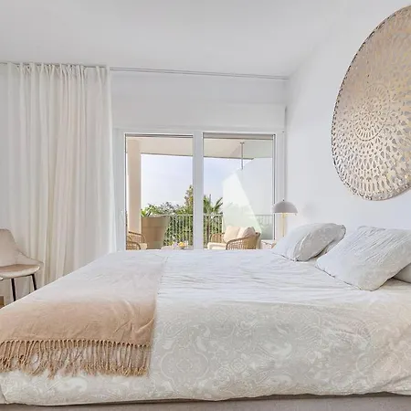 Stylish With Oceanview